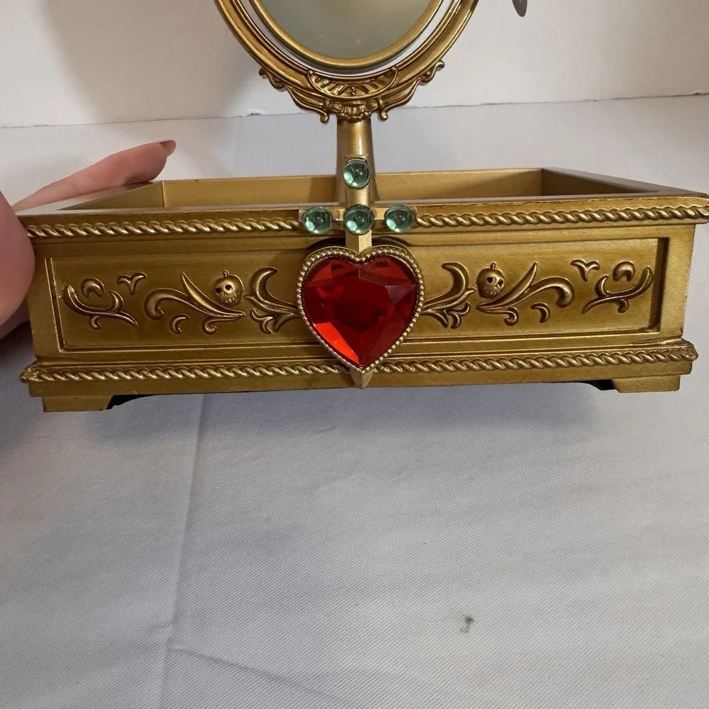 Bath And Body Works Disney Villains Evil Queen Light Up Body Care Tray - Picture 4 of 6